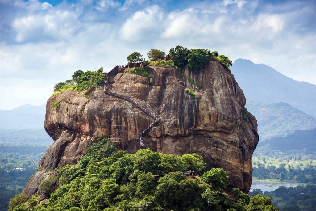 Get an Insight into the Mesmerising Land of Sri Lanka