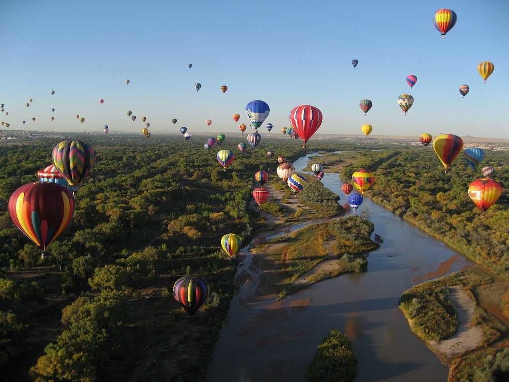 Jaipur, The Pink City : The Hot Air Balloons Ride in Jaipur: A Must Try