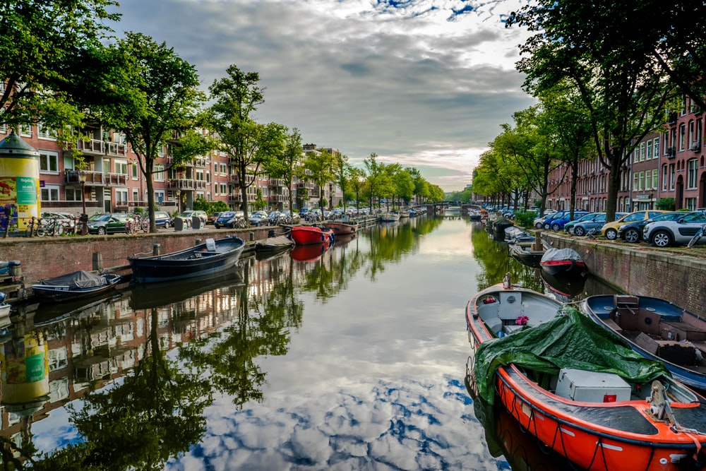 Travel in Complete Luxury to Amsterdam!