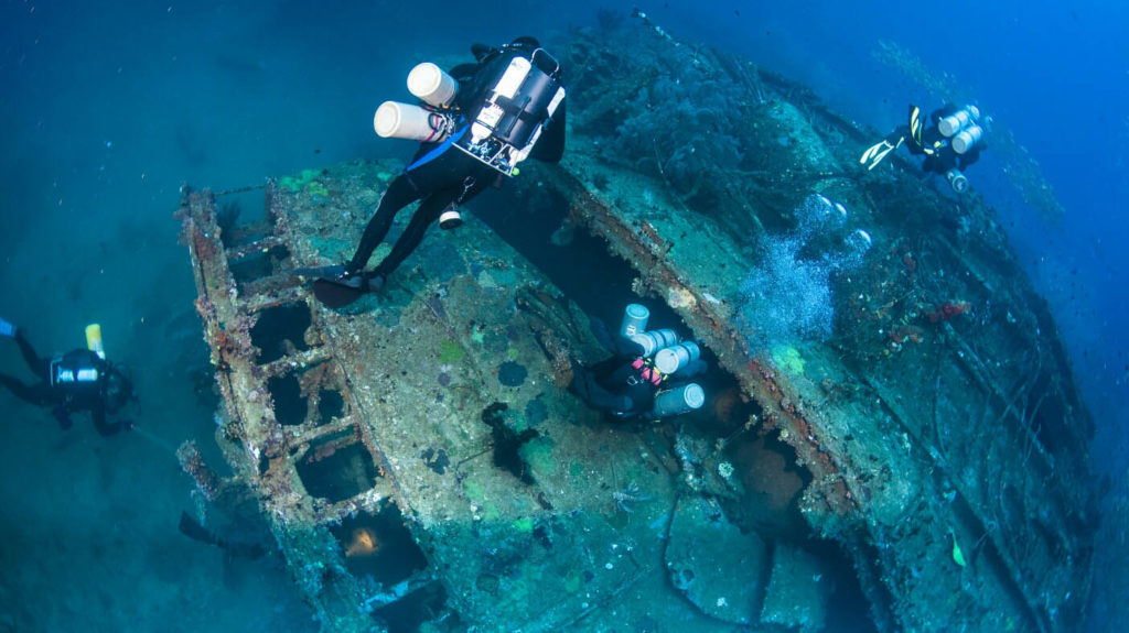 Discover The Ocean World With Wreck Diving!